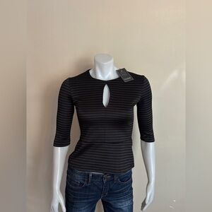 NWT Sandra Angelozzi FEMME 🇨🇦 3/4 sleeve striped Peplum Top. XS - P2P is 16".